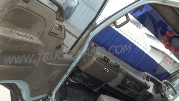 รถบรรทุก 6  ล้อ ดั้มพ์  ยี่ห้อ  ISUZU  NKR  ปีจดทะเบียน 2540