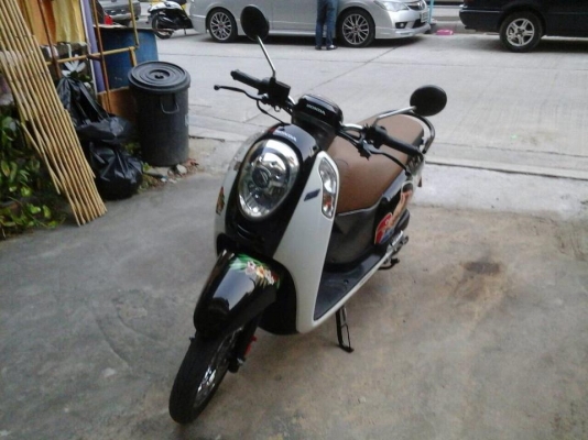 ขาย Honda Scoopy i 27,000 ปี2557 เป็นตัว NEW (โฉมใหม่แล้ว)