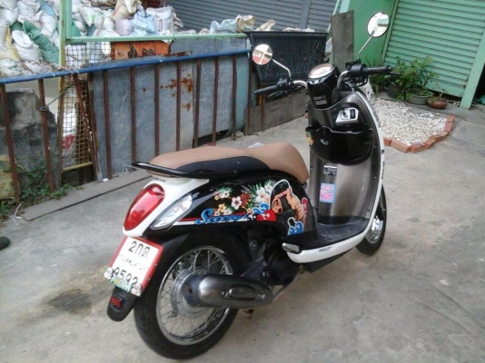 ขาย Honda Scoopy i 27,000 ปี2557 เป็นตัว NEW (โฉมใหม่แล้ว)