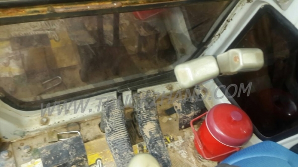 แบคโฮ  Kobelco mark 3 SK200 serial YN-15825