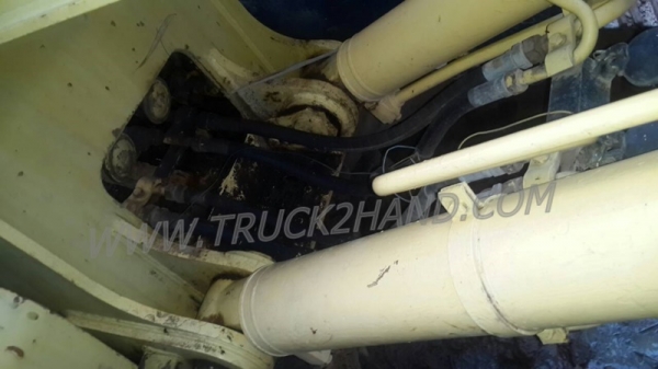 แบคโฮ  Kobelco mark 3 SK200 serial YN-15825