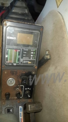 แบคโฮ  Kobelco mark 3 SK200 serial YN-15825