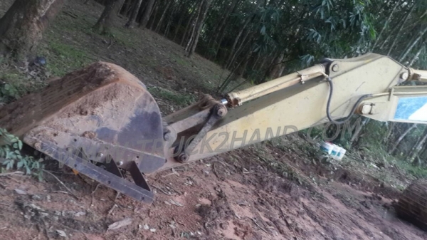 แบคโฮ  Kobelco mark 3 SK200 serial YN-15825