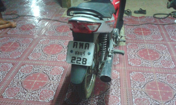 ขายเวฟ100 ubox สต๊าทมือ ทะเบียนพร้อมโอน 17,000