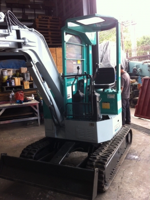 ขายรถแบคโฮ KOMATSU PC12UU สภาพสวย นำเข้าจากญี่ปุ่น ขายรถแบคโฮ KOMATSU PC12UU สภาพสวย นำเข้าจากญี่ปุ่น