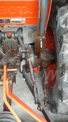 รถไถ คูโบต้า L4708 ใช้งาน 2,748 ชั่วโมง ทะเบียนพร้อม