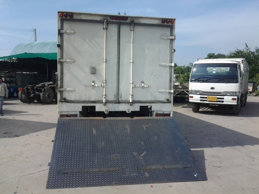 ขายรถนิสันยูดี6ล้อยูโรทูยางเต็มยาว7เมตร50เครื่องดีคัชซีสวยสภาพพร้อมใช้สนใจติดต่อด่วน0845385517