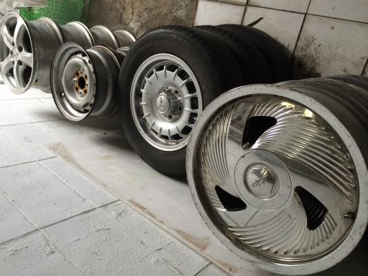 ขายล้อหลายชุดจ๊ะ