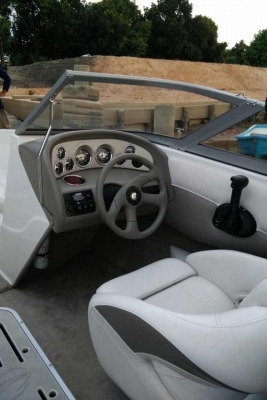 ขายเรือสปีดโบ๊ท  สภาพใหม่   ปี2013ยี่ห้อคาวลาย์   เครื่องเมอร์คิวรี่3.0. -3000cc  ราคาคุยกัน  ต่อรองได้