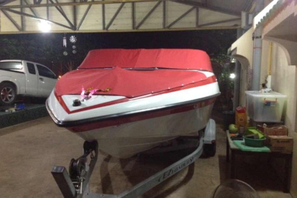 ขายเรือสปีดโบ๊ท  สภาพใหม่   ปี2013ยี่ห้อคาวลาย์   เครื่องเมอร์คิวรี่3.0. -3000cc  ราคาคุยกัน  ต่อรองได้