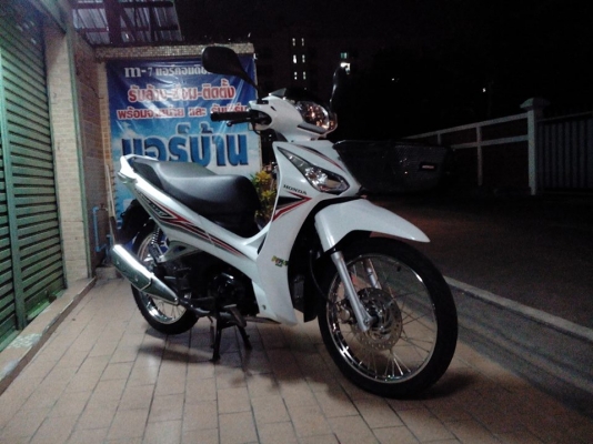 ขออนุญาติขาย HONDA WAVE 125-i สีขาวมุก วิ่ง 6,xxx กิโล โอนให้ฟรีครับ