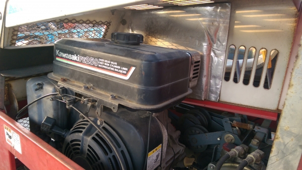 รถดั้มตีนตะขาบ ขนาดเล็ก ของญี่ปุ่น