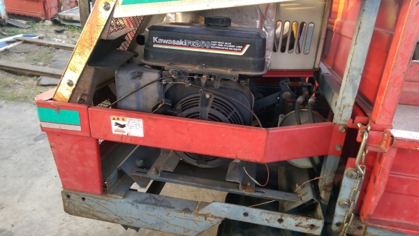 รถดั้มตีนตะขาบ ขนาดเล็ก ของญี่ปุ่น