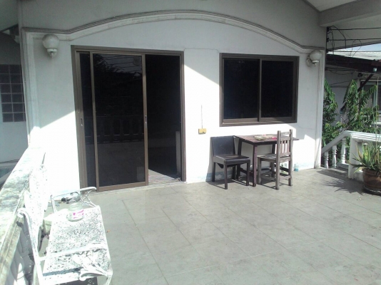 บ้านเดี่ยวสองชั้นพร้อมที่ดิน มีโฉนด เจ้าของขายเอง บ้านเดี่ยวสองชั้นพร้อมที่ดิน มีโฉนด เจ้าของขายเอง