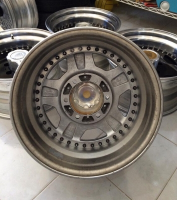 ขายล้อ LODIODRIVE ขอบ 16x8.5 ออฟ-9 6/139.7 ลึกๆ ประมูลจากญี่ปุ่น
