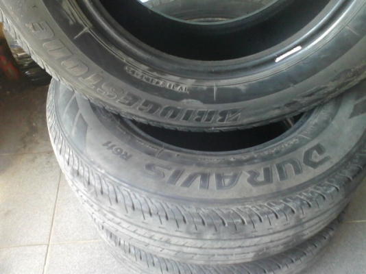 ขายยางบริดจสโตนและดูราวิส R611 (3 เส้น) ขายยางบริดจสโตนและดูราวิส R611 (3 เส้น)