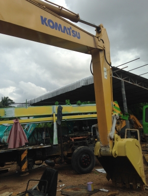 ขายแบคโฮ KOMATSU PC200