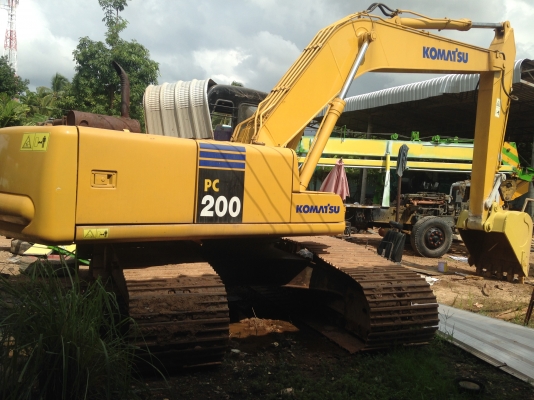 ขายแบคโฮ KOMATSU PC200