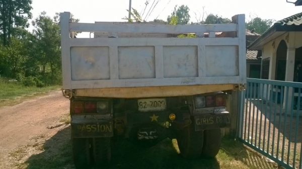 ขาย 6 ล้อดั้ม คัสซีหัวยาวเขียนแบบลงเล่มแล้ว เครื่อง 6BD1 ปั้มลม 165 แรงม้า เฟืองท้าย FUSO พวงมาลัยพาวเวอร์ เบรคทิฟฟี่ ทะเบียนพร้อมโอนครับ ราคาต่อรองได้