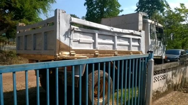 ขาย 6 ล้อดั้ม คัสซีหัวยาวเขียนแบบลงเล่มแล้ว เครื่อง 6BD1 ปั้มลม 165 แรงม้า เฟืองท้าย FUSO พวงมาลัยพาวเวอร์ เบรคทิฟฟี่ ทะเบียนพร้อมโอนครับ ราคาต่อรองได้