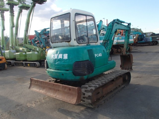 Komatsu PC40-7-23228-YR1993 จากญี่ปุ่น ถึงไทยเดือนนี้