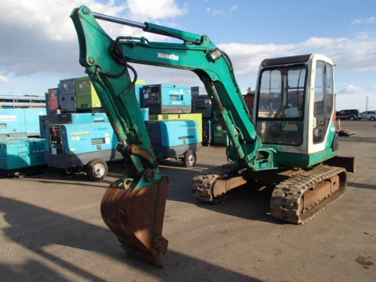 Komatsu PC40-7-23228-YR1993 จากญี่ปุ่น ถึงไทยเดือนนี้