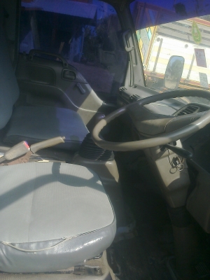 ขาย 6 ล้ออีซูซุ NPR 120 ปี 38 ยาว 4.3 เมตร รถสวยบางเดิมทั้งคันยังไม่เคยทำสี เครื่องเเน่นไม่เยิ้ม มีเเอร์เย็น พวงมาลัยเพาเวอร์ กระบะสวย คอกแบปประปา