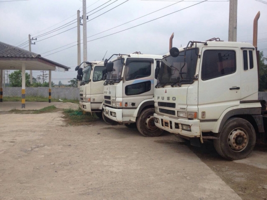 รถบรรทุกหัวลาก FUSO  ติดต่อคุณนริศ 081-733-5156