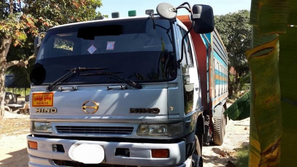 ขายดาวน์ รถ สิบล้อ HINO FM  3M 240 แรง พ่วงแม่ลูก ดั้มมิเนียม รถยังวิ่งงานอยู่