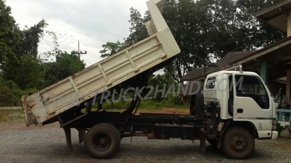 รถบรรทุก 6 ล้อดัมพ์ ยี่ห้อ Isuzu NQR 150 แรงม้า ปีจดทะเบียน 2550 รถบรรทุก 6 ล้อดัมพ์ ยี่ห้อ Isuzu NQR 150 แรงม้า ปีจดทะเบียน 2550