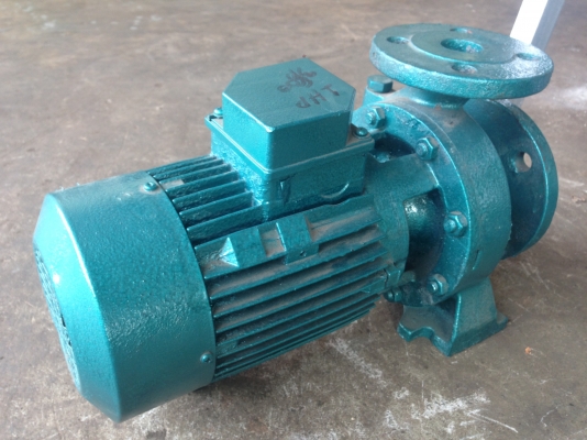 ขายปั้มน้ำมอเตอร์ 1แรง สภาพดี ใช้งานได้เลยครับ