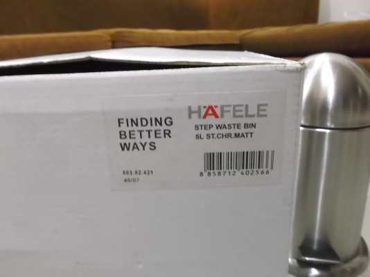 ถังขยะ HAFELEใบละ500มีสามใบเหมาหมด1200ของใหม่สแตนเลสไม่ขึ้นสนิม ถังขยะ HAFELEใบละ500มีสามใบเหมาหมด1200ของใหม่สแตนเลสไม่ขึ้นสนิม