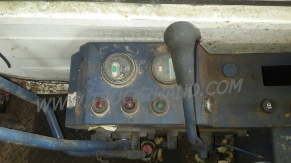 รถแบคโฮ Komatsu PC20 รุ่น5 ให้รถลาก+ปากคีบ+บุ่นกี๋ รถแบคโฮ Komatsu PC20 รุ่น5 ให้รถลาก+ปากคีบ+บุ่นกี๋