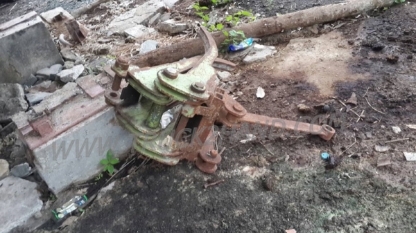 รถแบคโฮ Komatsu PC20 รุ่น5 ให้รถลาก+ปากคีบ+บุ่นกี๋ รถแบคโฮ Komatsu PC20 รุ่น5 ให้รถลาก+ปากคีบ+บุ่นกี๋