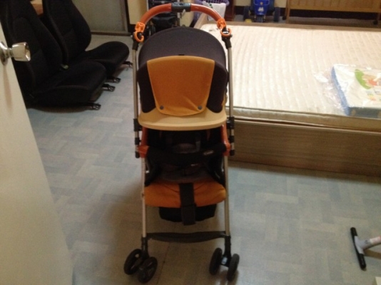 รถเข็นเด็ก COMBI ของมาจากญี่ปุ่นสภาพตามรูปครับ