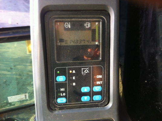 ขายแบคโค pc200รุ่น7