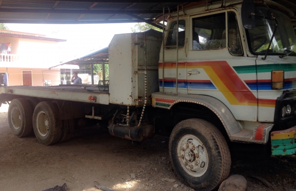 NISSAN UD 195 HP PD6 สิบล้อเทรลเลอร์ 2 เพลา ช่วงล่าง 2 เพลาของ HINO ZM ใช้ลาก PC 200 ได้เลยครับไม่มีปัญหา เครื่องแน่นแรงดีมาก ภายในเก๋งคอนโซลสวยครบ ช่วงล่างคัชซีสวยไม่มีบวม ยางสภาพดี 70\% พร้อมลากพร้อมบรรทุกได้เลย เอกสารทะเบียนภาษีเต็มครบพร้อมโอน ราคาต่อรอ NISSAN UD 195 HP PD6 สิบล้อเทรลเลอร์ 2 เพลา ช่วงล่าง 2 เพลาของ HINO ZM ใช้ลาก PC 200 ได้เลยครับไม่มีปัญหา เครื่องแน่นแรงดีมาก ภายในเก๋งคอนโซลสวยครบ ช่วงล่างคัชซีสวยไม่มีบวม ยางสภาพดี 70\% พร้อมลากพร้อมบรรทุกได้เลย เอกสารทะเบียนภาษีเต็มครบพร้อมโอน ราคาต่อรอ