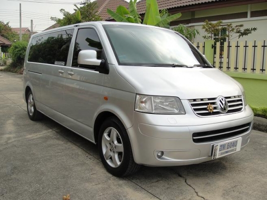 .......ขาย รถตู้โฟล์ค T5 VIP เครื่องVR6 สภาพเดิมๆไม่เคยทำสีวิ่งมา 4หมื่น .....