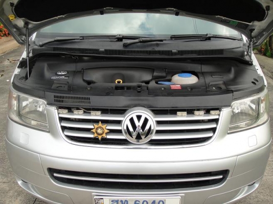 .......ขาย รถตู้โฟล์ค T5 VIP เครื่องVR6 สภาพเดิมๆไม่เคยทำสีวิ่งมา 4หมื่น .....
