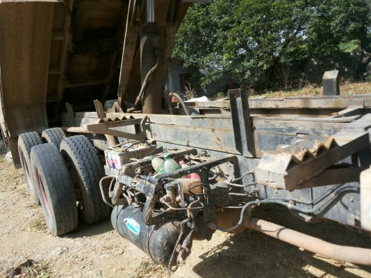 รถบรรทุก 10 ล้อใหญ่ ร็อก 195 รุ่น FVZ  ปี 2539 ราคา 770,000 บ.