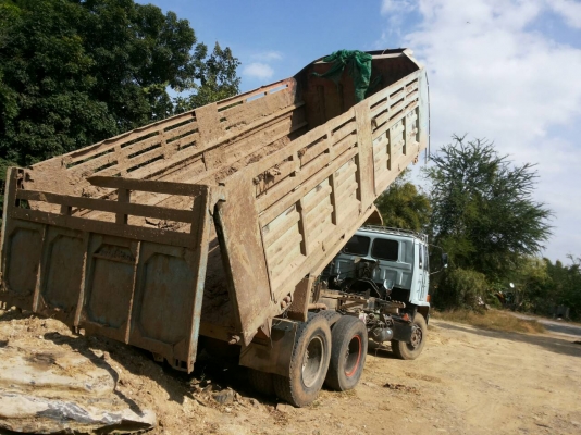 รถบรรทุก 10 ล้อใหญ่ ร็อก 195 รุ่น FVZ  ปี 2539 ราคา 770,000 บ.