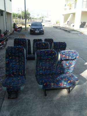 เบาะรถตู้