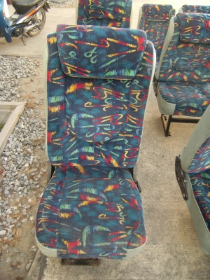 เบาะรถตู้