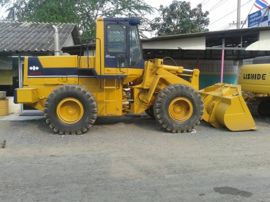 KOMATSU WA300-1 KOMATSU WA300-1