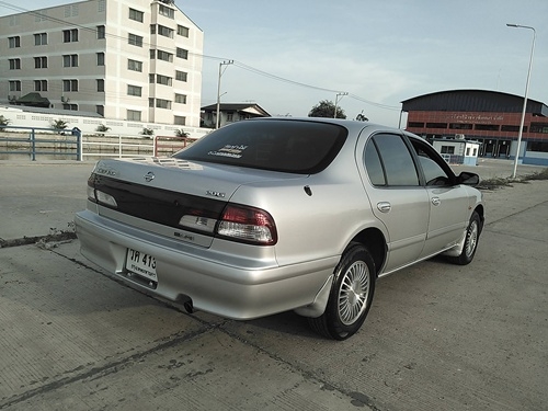 ขาย nissan cefiro a32ปี/2001 ติดแก๊สหัวฉีดlpg เกียร์auto