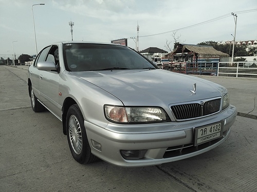 ขาย nissan cefiro a32ปี/2001 ติดแก๊สหัวฉีดlpg เกียร์auto