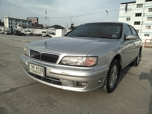 ขาย nissan cefiro a32ปี/2001 ติดแก๊สหัวฉีดlpg เกียร์auto
