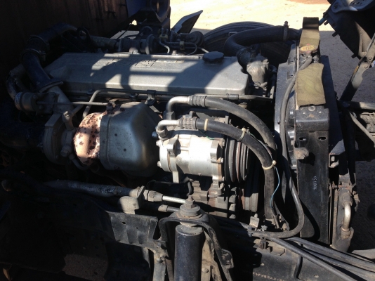 ISUZU NPR ปี 2548 ยาว 5 เมตร เครื่อง 130 แรงเทอร์โบ กะบะคาโก้ คอกเหล็กแป๊ปน้ำ ISUZU NPR ปี 2548 ยาว 5 เมตร เครื่อง 130 แรงเทอร์โบ กะบะคาโก้ คอกเหล็กแป๊ปน้ำ