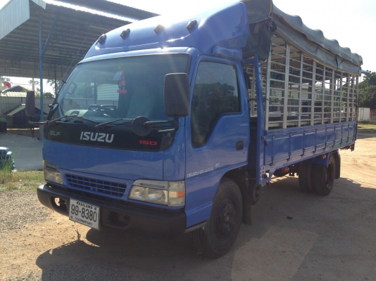 ISUZU NPR ปี 2548 ยาว 5 เมตร เครื่อง 130 แรงเทอร์โบ กะบะคาโก้ คอกเหล็กแป๊ปน้ำ ISUZU NPR ปี 2548 ยาว 5 เมตร เครื่อง 130 แรงเทอร์โบ กะบะคาโก้ คอกเหล็กแป๊ปน้ำ
