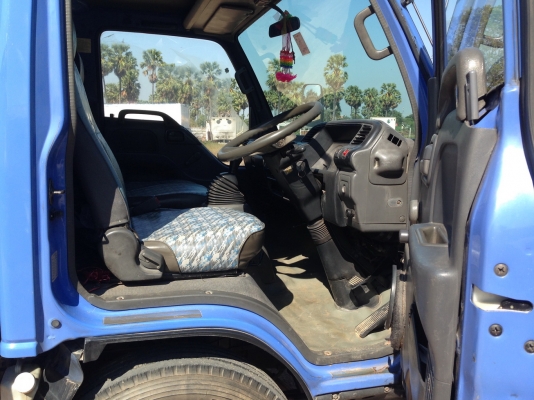 ISUZU NPR ปี 2548 ยาว 5 เมตร เครื่อง 130 แรงเทอร์โบ กะบะคาโก้ คอกเหล็กแป๊ปน้ำ ISUZU NPR ปี 2548 ยาว 5 เมตร เครื่อง 130 แรงเทอร์โบ กะบะคาโก้ คอกเหล็กแป๊ปน้ำ